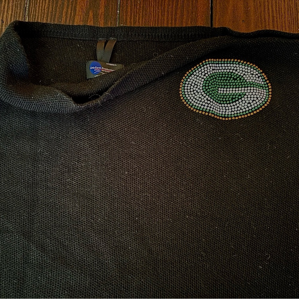 Green Bay Black Knit Sweater Shawl
